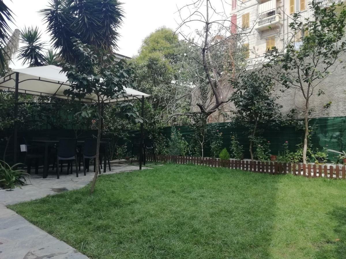 Roel Garden View Apartment La Spezia Bagian luar foto