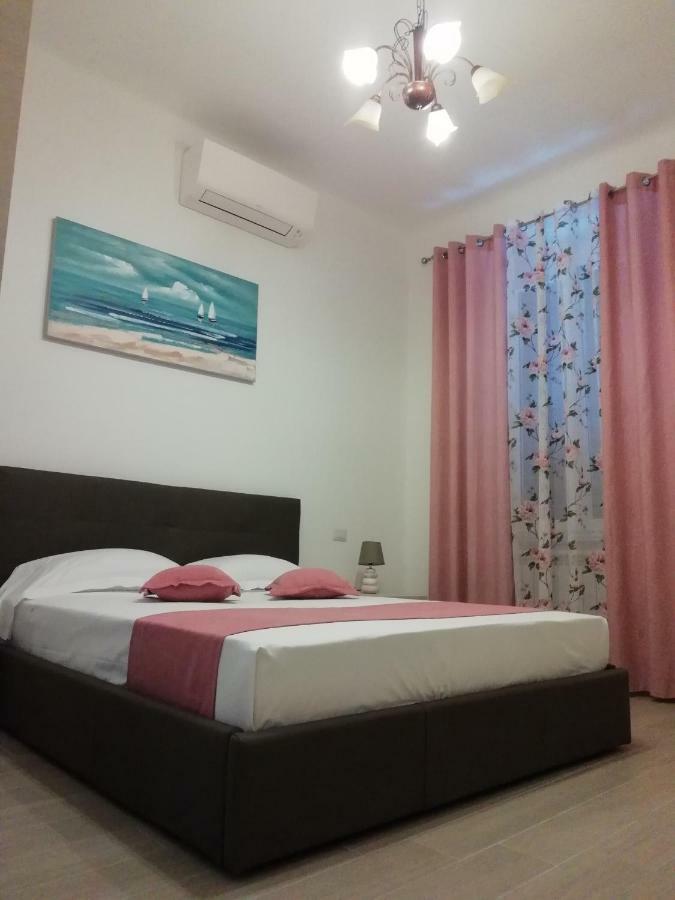 Roel Garden View Apartment La Spezia Bagian luar foto